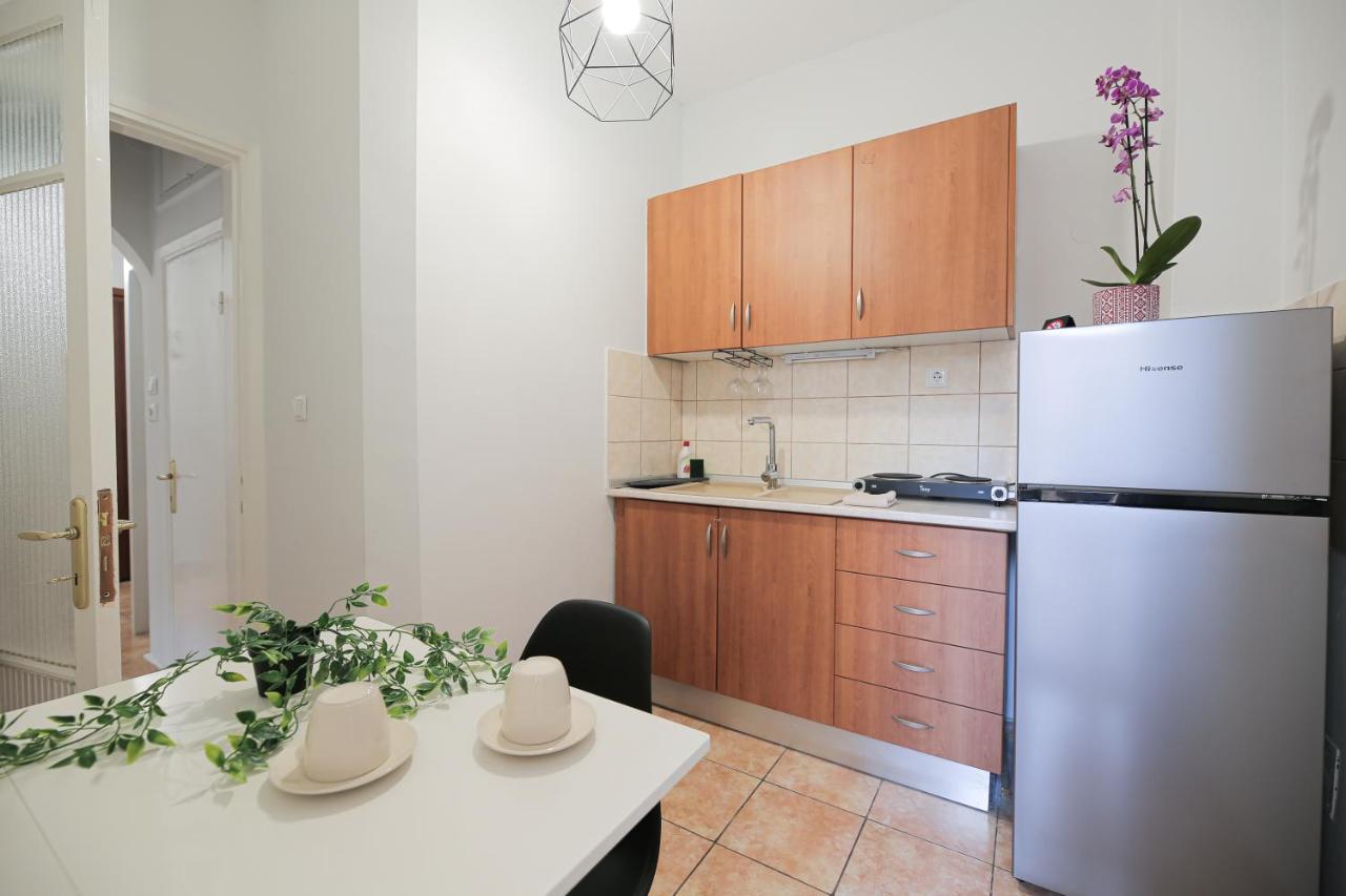 Uranus Apartment Солун Екстериор снимка